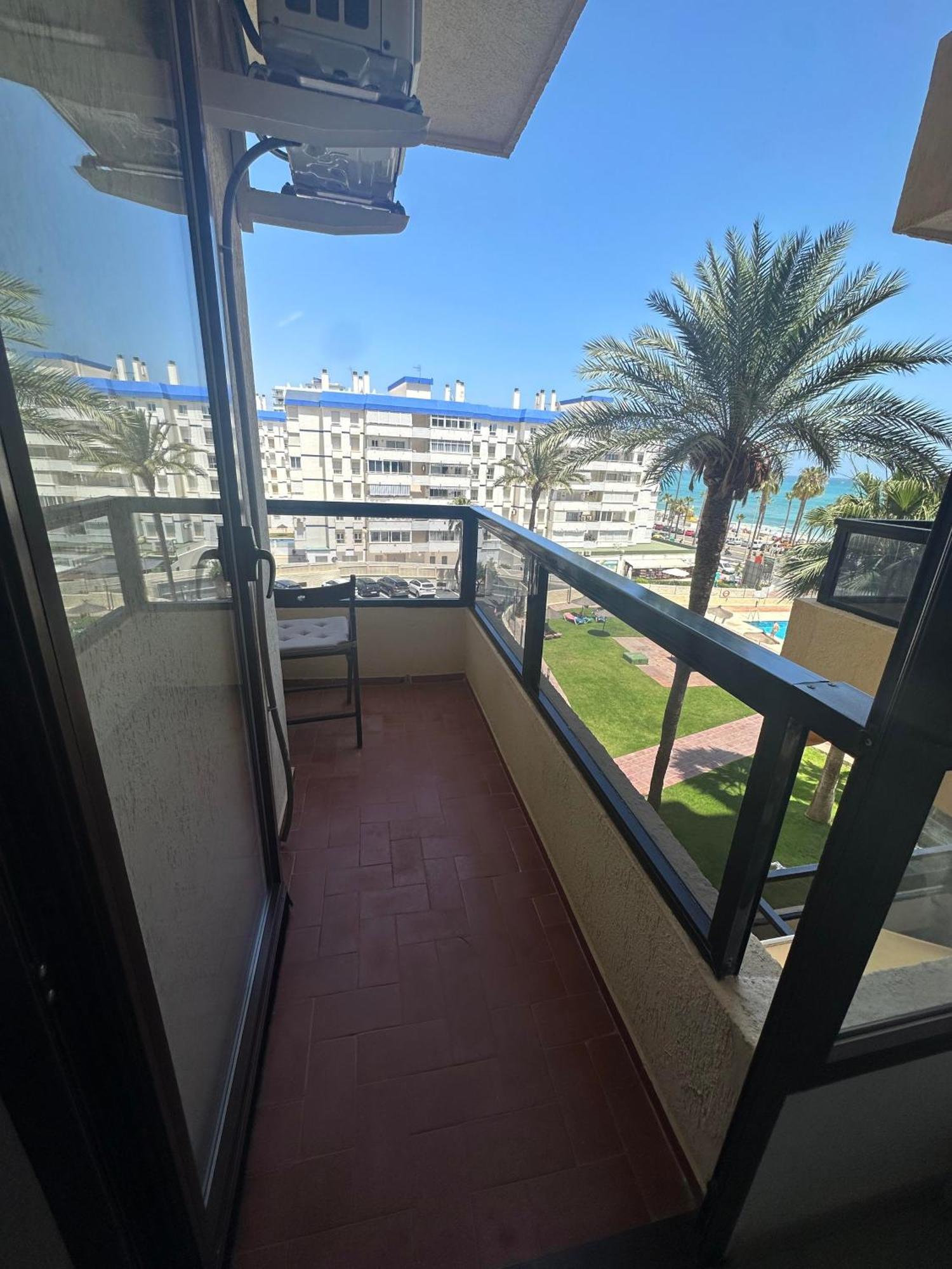 Apartamento Turistico Aloha Playa Бенальмадена Экстерьер фото